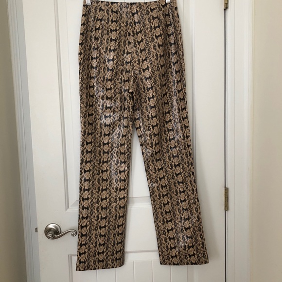 NWOT DBernstein snake print faux leather pants S - Picture 10 of 10